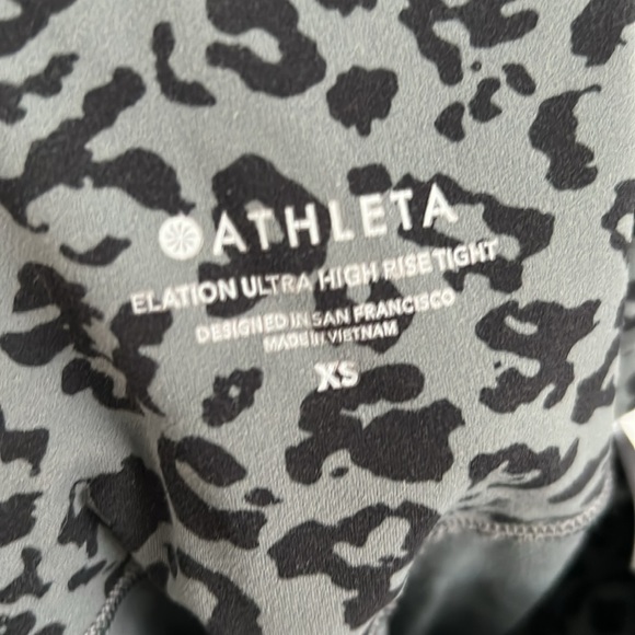 Athleta leopard print Elation high waisted leggings - Picture 8 of 8
